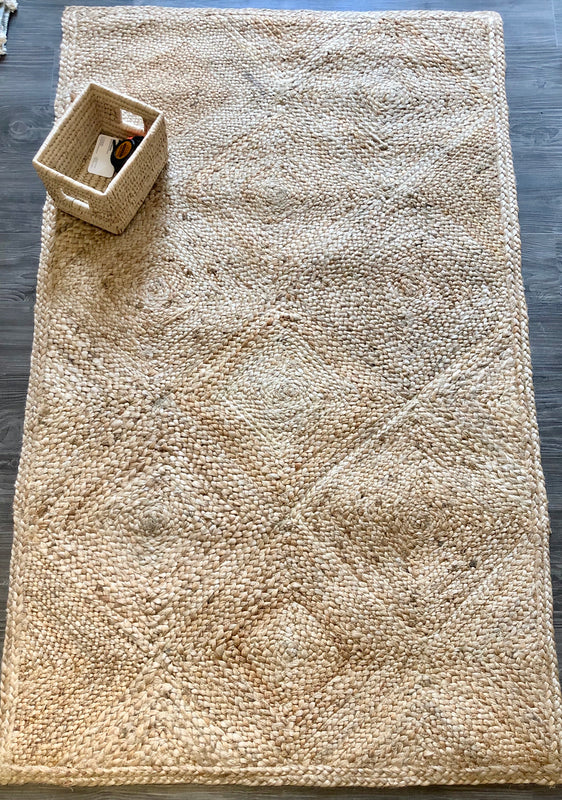 Bella Jute Braided Rug